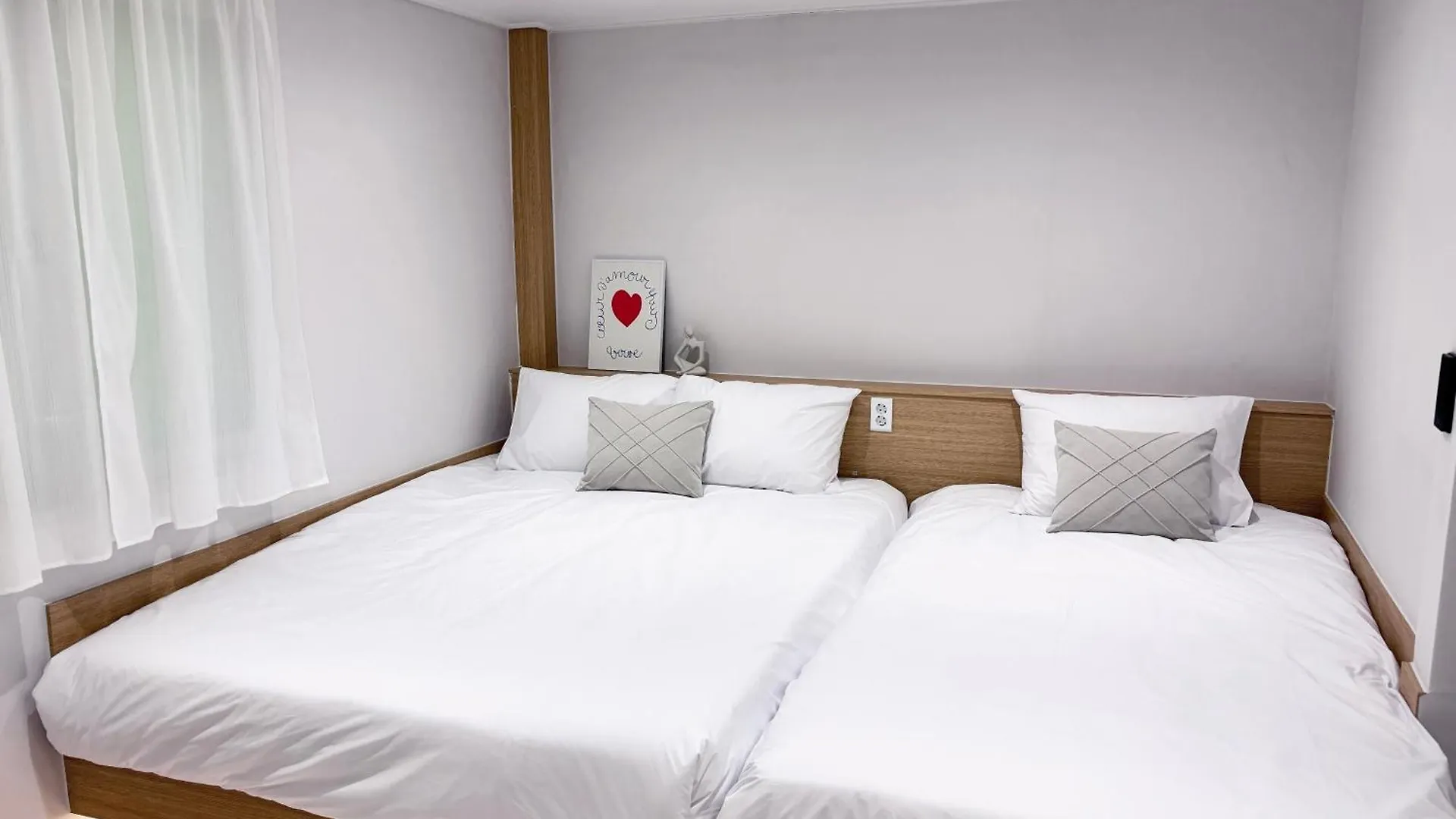 Monolith Stay Hotel Incheon Bupyeong Station