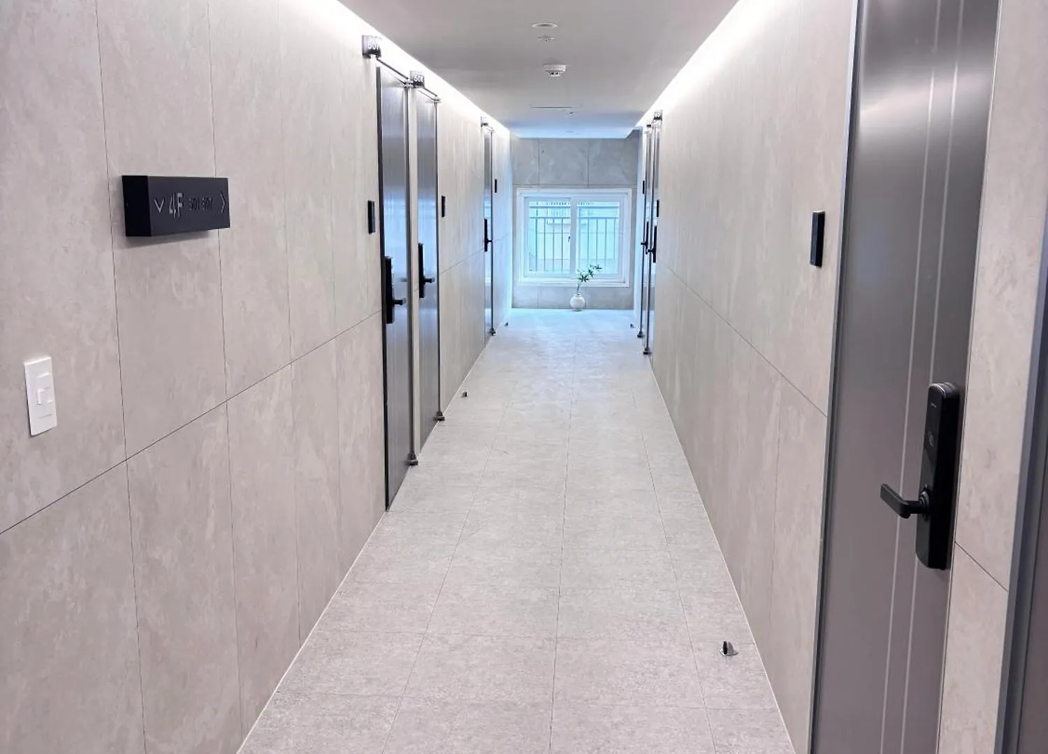Monolith Stay Hotel Incheon Bupyeong Station