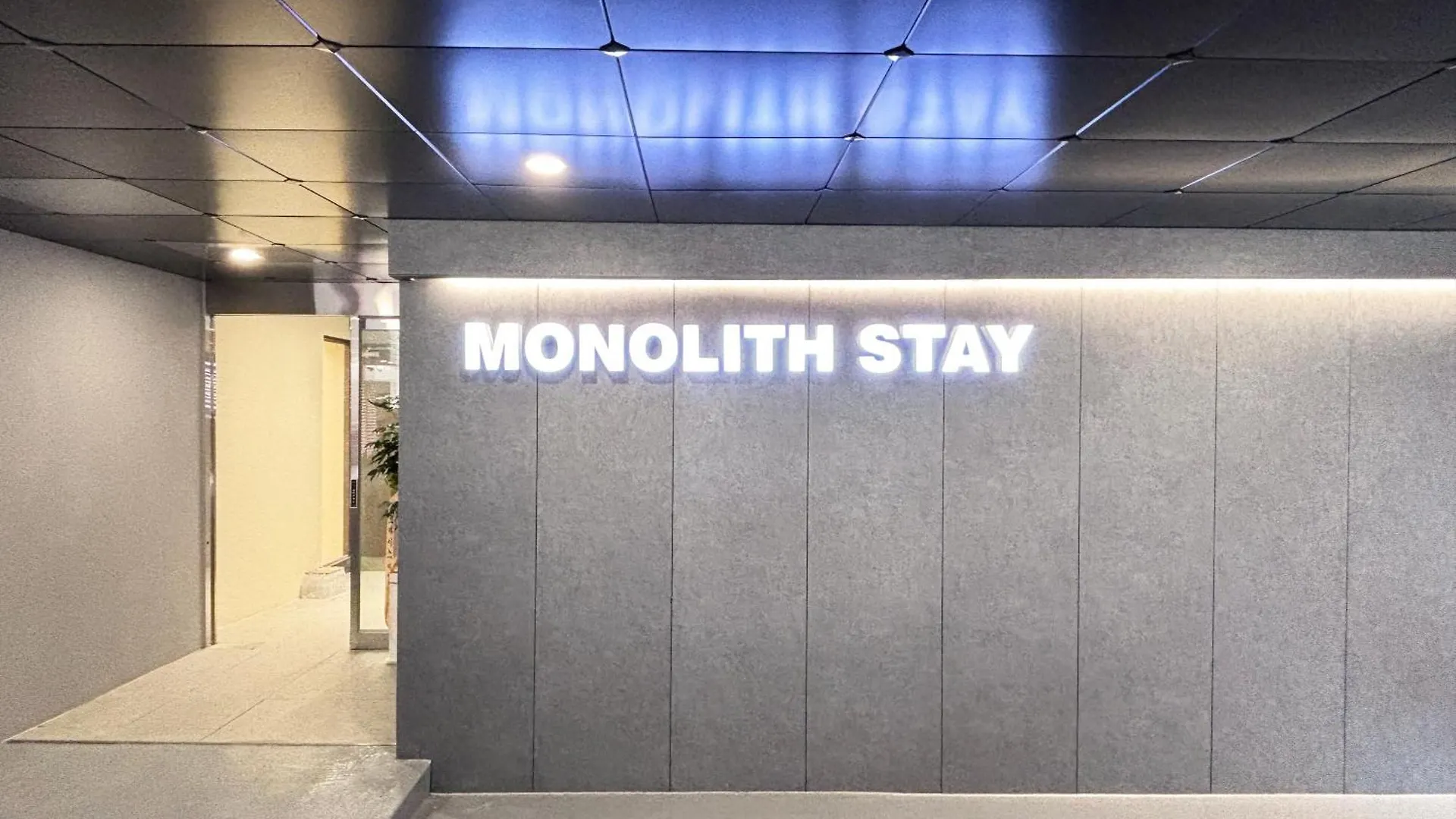 Monolith Stay Hotel Incheon Bupyeong Station