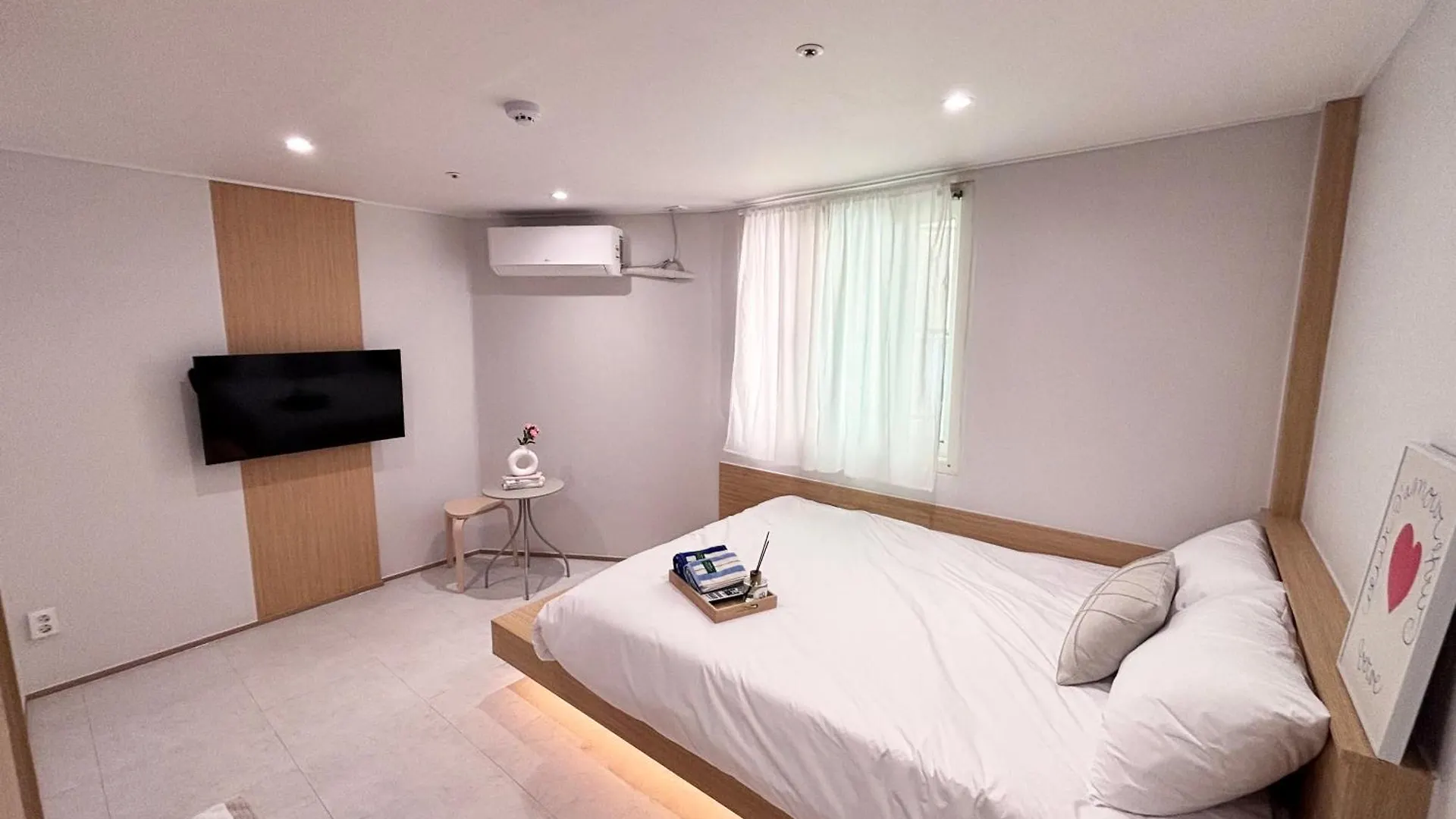 Monolith Stay Hotel Incheon Bupyeong Station