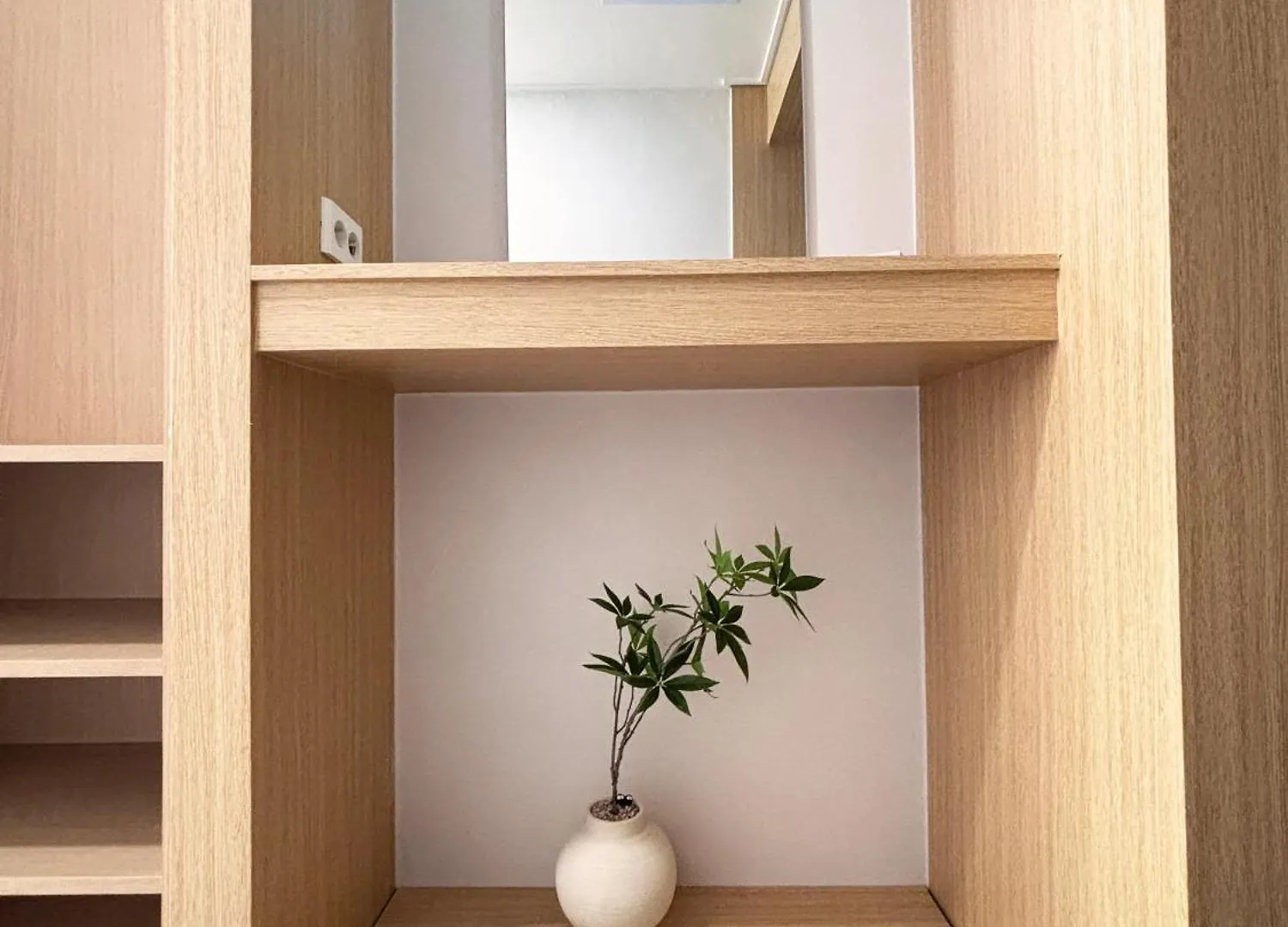 Monolith Stay Hotel Incheon Bupyeong Station