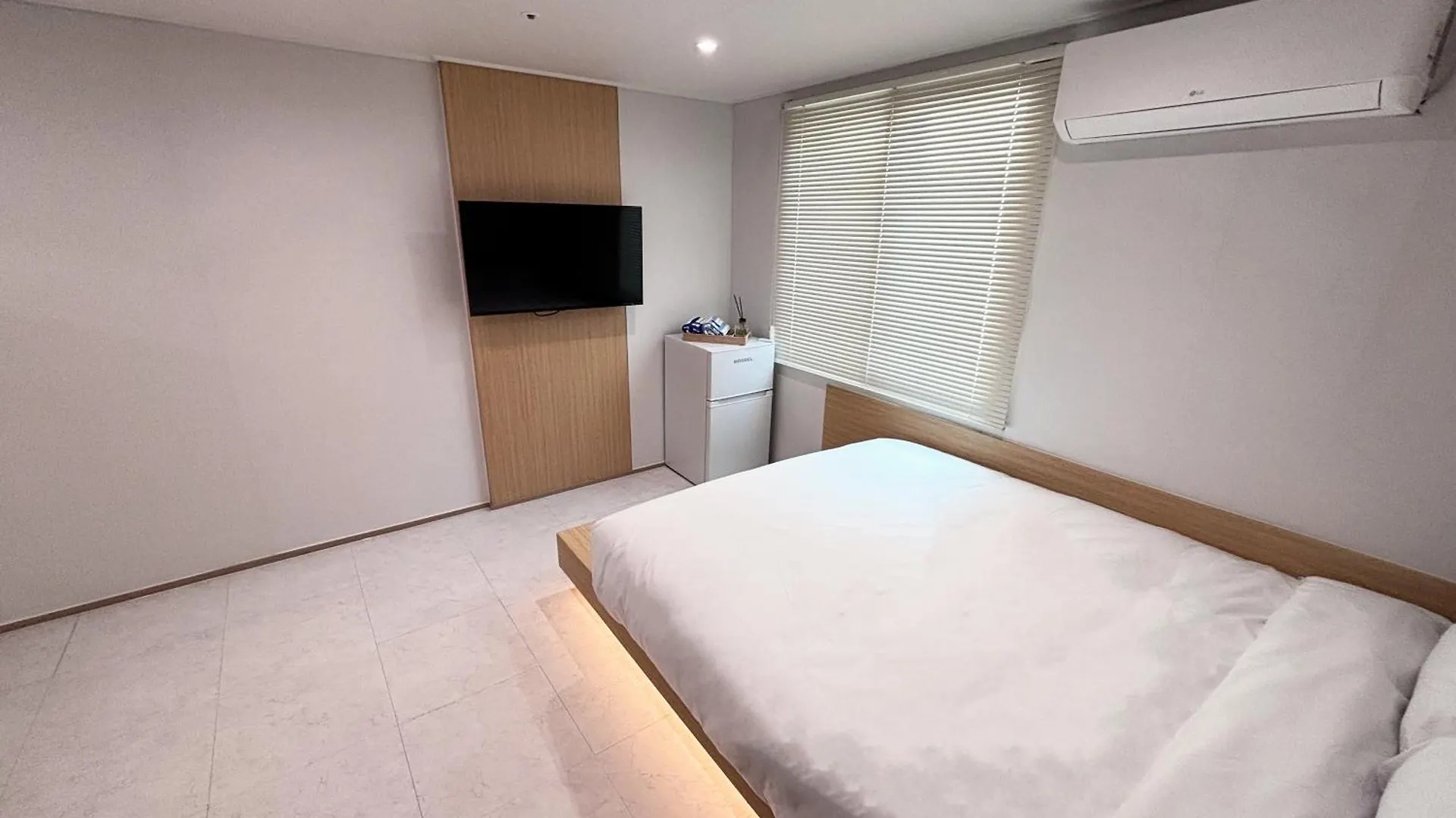 Monolith Stay Hotel Incheon Bupyeong Station South Korea